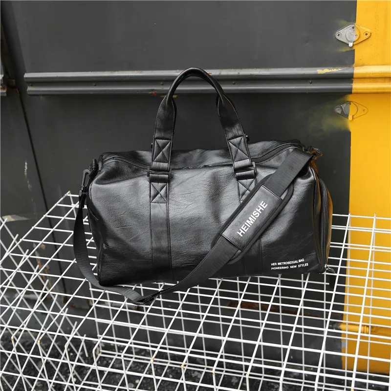 Leather Travel Bag Large Capacity Men Hand Luggage Duffle Bags Women Travel Bag Black PU Waterproof Vintage Male Bags