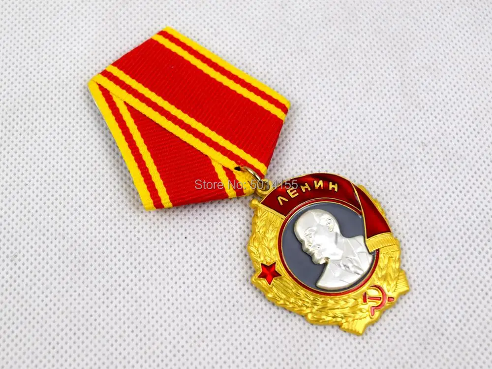 

MILITARY WWII RUSSIAN SOVIET UNION CCCP ORDER OF LENIN MEDAL BADGE WITH RIBBON