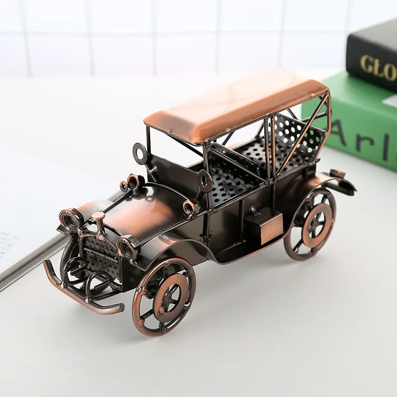 

Old-fashioned Car Model European-style Home Decoration Ironware Featuring Antique Crafts 21 Cm Long and 14 Cm High