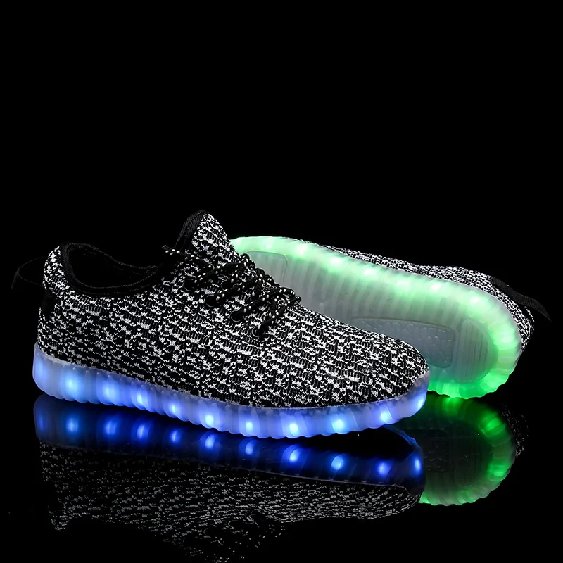 Chaussures pour enfants et adultes 7 lumières LED colorées hommes et femmes respirant USB Rechargeable Fluorescent lumineux baskets taille 35-46