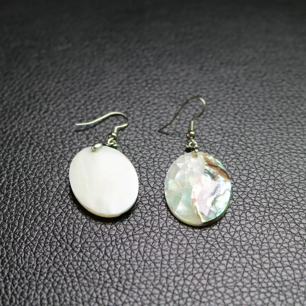 European And American Fashion 1 Pairs Oval White + Green Abalone Shell Ladies  Earrings