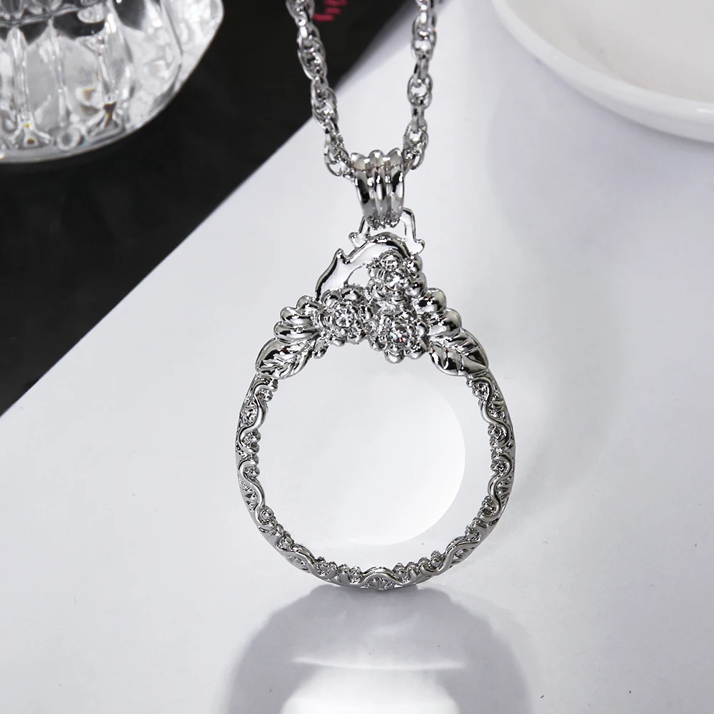 New Magnifying glass for reading Long chain necklace for women's fashion pendant White and Gold color japan Magnifier necklaces