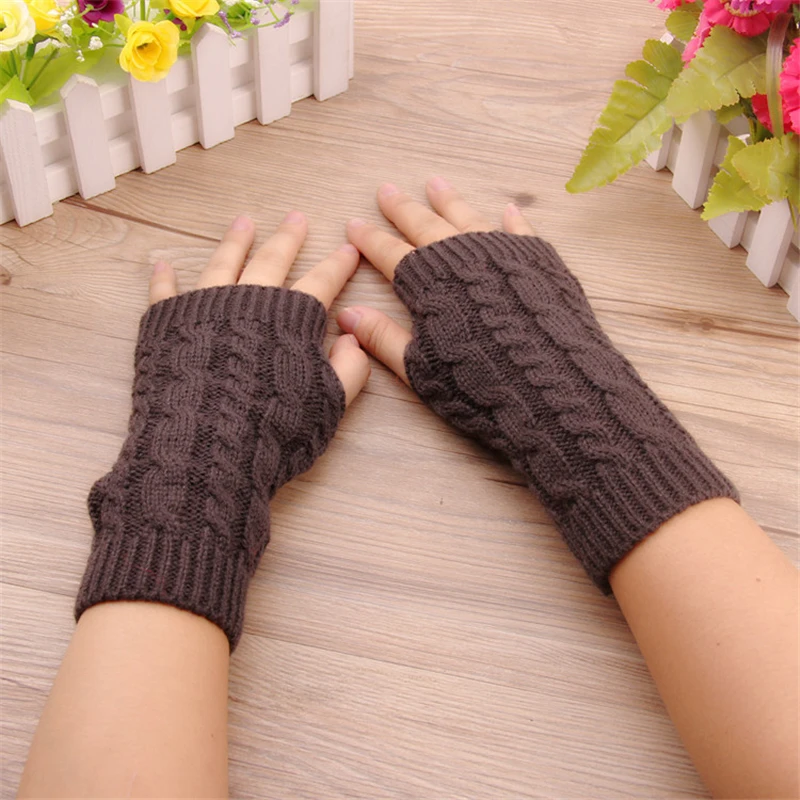 Winter New Warmer Women Gloves Stylish Hand Gloves Girl Arm Crochet Knitting Twist Pattern Diamond Mitten Warm Fingerless Gloves