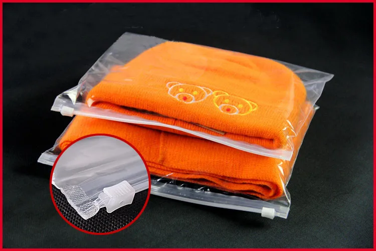 

22cm*20cm*120mic Zip Lock Plastic Bag Clear Resealable Bag Clothes Bag Gift Packing 200pcs/lot Free shipping