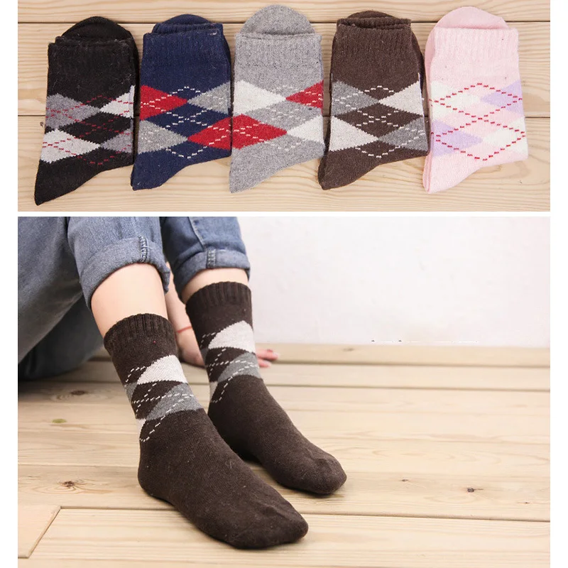 5 Pairs/Lot Winter Wool Socks Women Brand Fashion Warm Cashmere Socks Female Comfortable Socks Christmas Gift for Ladies Girls