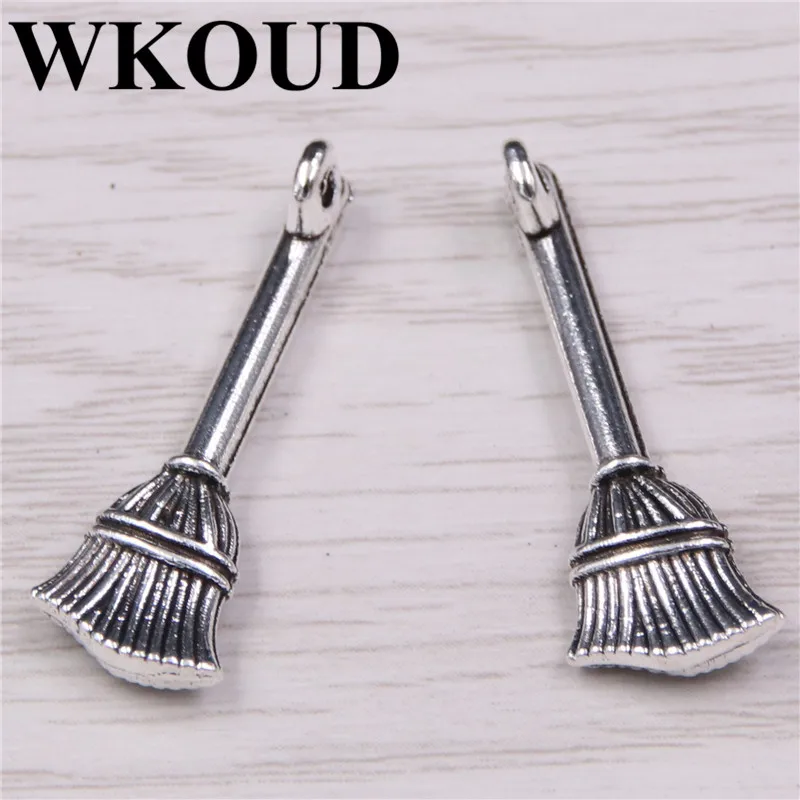 20pcs Silver Plated Witch Magic Broom Pendants Vintage Earrings Bracelet Metal Accessories DIY Charms Jewelry Carfts Making A203