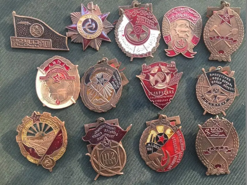 

Rare Antique Soviet Union medal,13 piece/pack,beautif designed, handmade crafts,best collection,Free Shipping