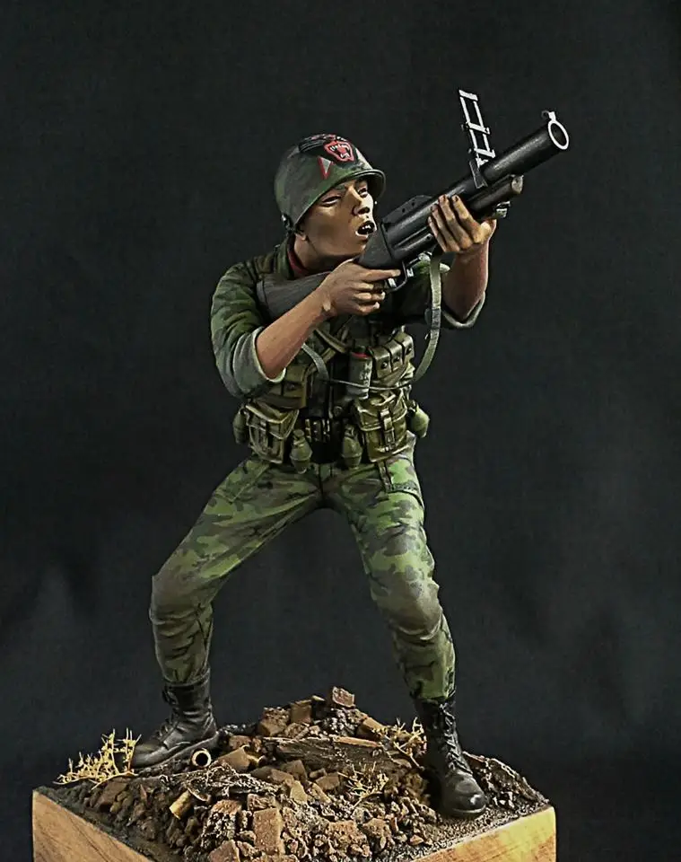 Unassambled  1/16  111mm  ARVN Ranger (Vietnam) soldier NOT HAVE BASE    Figure  Resin kit miniature model Unpainted