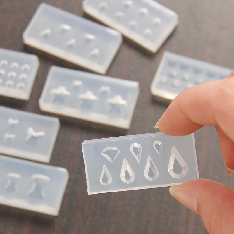 

5 шт случайный дизайн DIY 3D трафареты инструменты для нейл-арта макияж акриловые силиконовые формы набор для ногтей