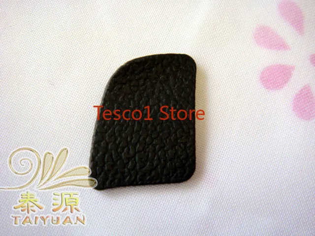 ملحقات كاميرا نيكون, غطاء خلفي مطاطي أصلي لكاميرا نيكون D3100