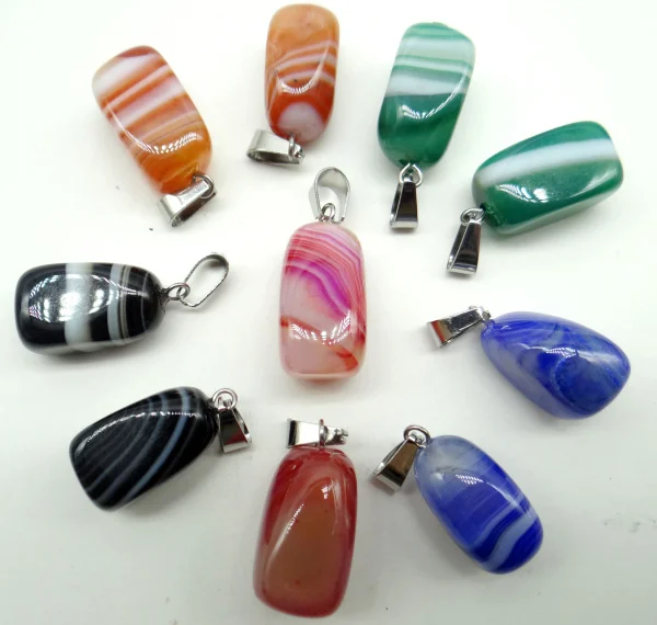 Wholesale 24pcs Natural stone stripe Purple Yellow Black Agate Irregular shape beads pendants charms Jewelry Making Necklace