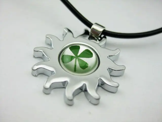 16pcs Shamrock Irish Lucky clover Four-Leaf clover hot sun necklace pendant LucK Gift  St Parker cool gifts  GL01