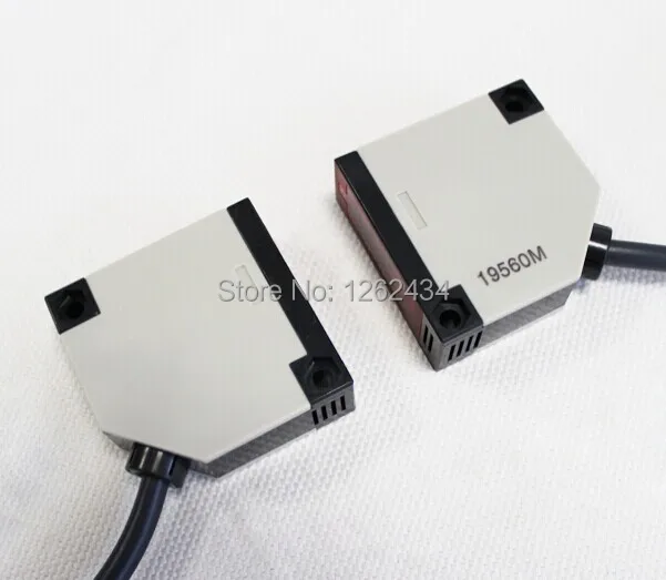 

Photoelectric switch E3JK-10DP1/E3F-10L dc three line the PNP normally open correlation model