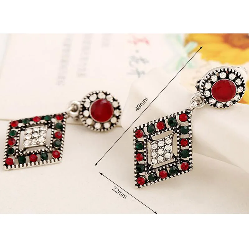 New Arrival Colorful Rhinestone Resin Geometric Round Square Clip on Earrings for Women Luxury Vintage Without Pierced Earrings