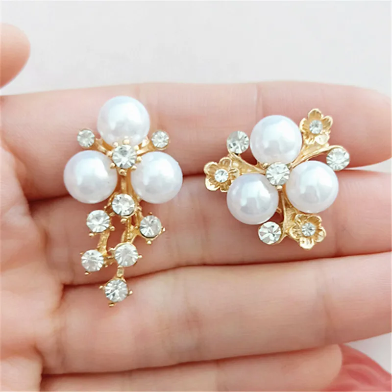 50PCS Alloy Material Gold color Imitation Pearl Crystal Flower Charm Pendant for Head DIY Wedding Jewelry Accessory Findings