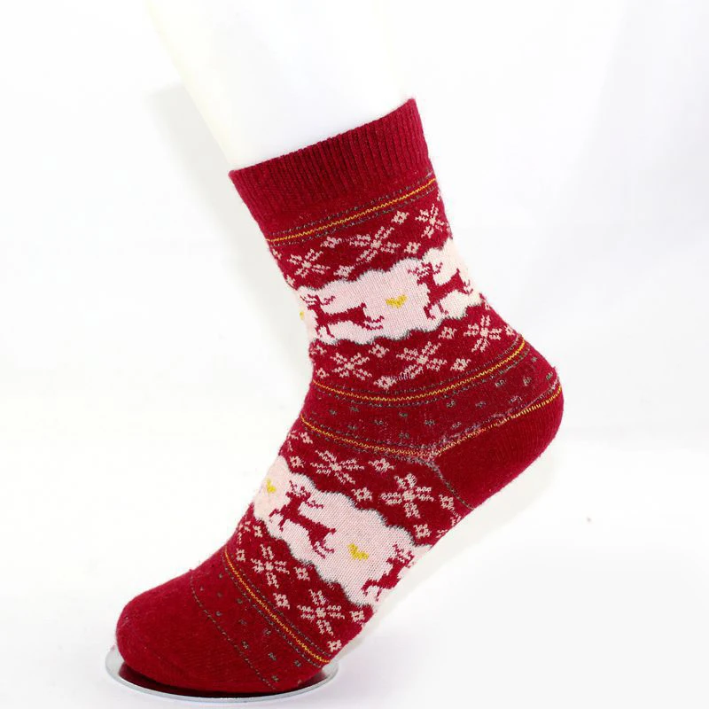 5 Pairs Autumn Winter Warm Thick Rabbit Wool Christmas Socks Women Middle Long Retro Christmas Deer Pattern Quality Soft Sock