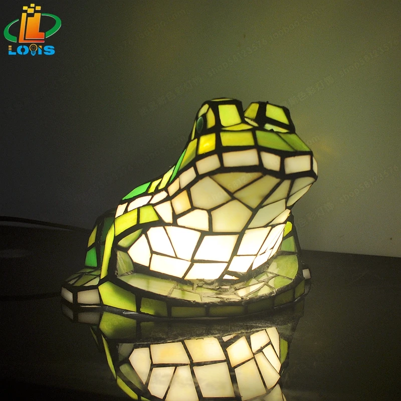 New European Frog Night Light Bedroom Study Bar Glass Green Insect Lighting Fashion Art Tiffanylamps Children\'s Sleep Bed Light