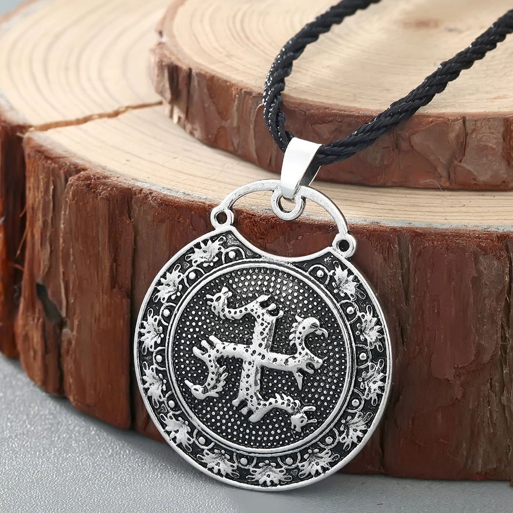 Cxwind Amulet Slavic Animal Kolovrat with Horse Bird Pendant Ancient Slavic Symbol Talisman Pendant Necklace Men Charm Jewelry