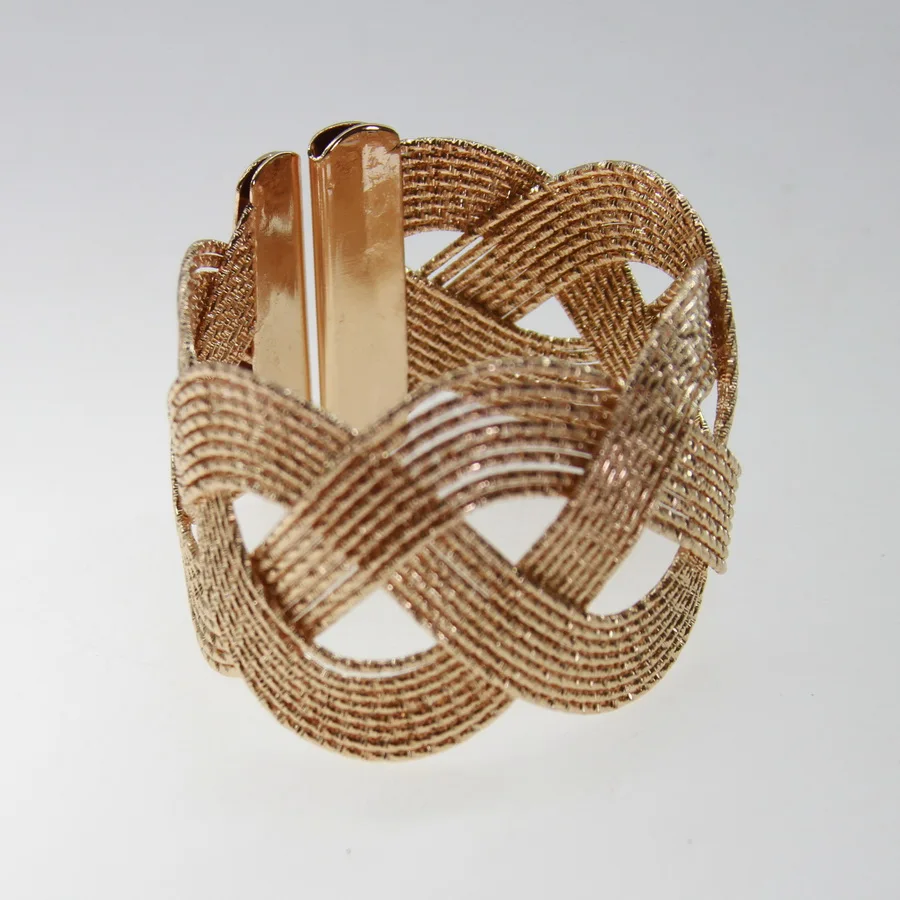 

Free Shipping Gold/Silver Metal Ring Holder