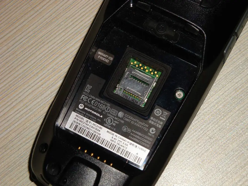 Motorola MC2180 2.8" Touch Mobile Computer 1D-Linear Imager W/O Battery with charger cable
