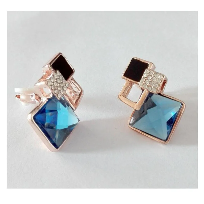 Fashion Clip on Earrings, Sparking Rhinestone Elegant Geometry Square No Pierced Earrings Ear Clip for Women Fine Jewelry Gift