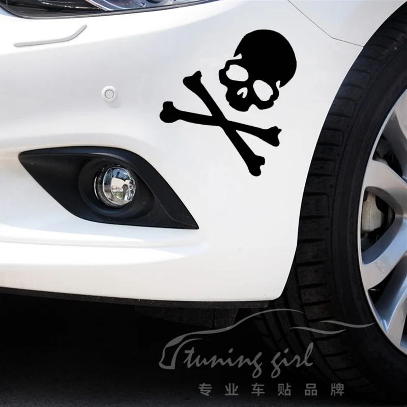 Car Stickers Skulls Pirates Funny Reflective Decoration For Windshield Bumper Trunk Fuel Tank Cap Motorcycle Helmet Laptop C40