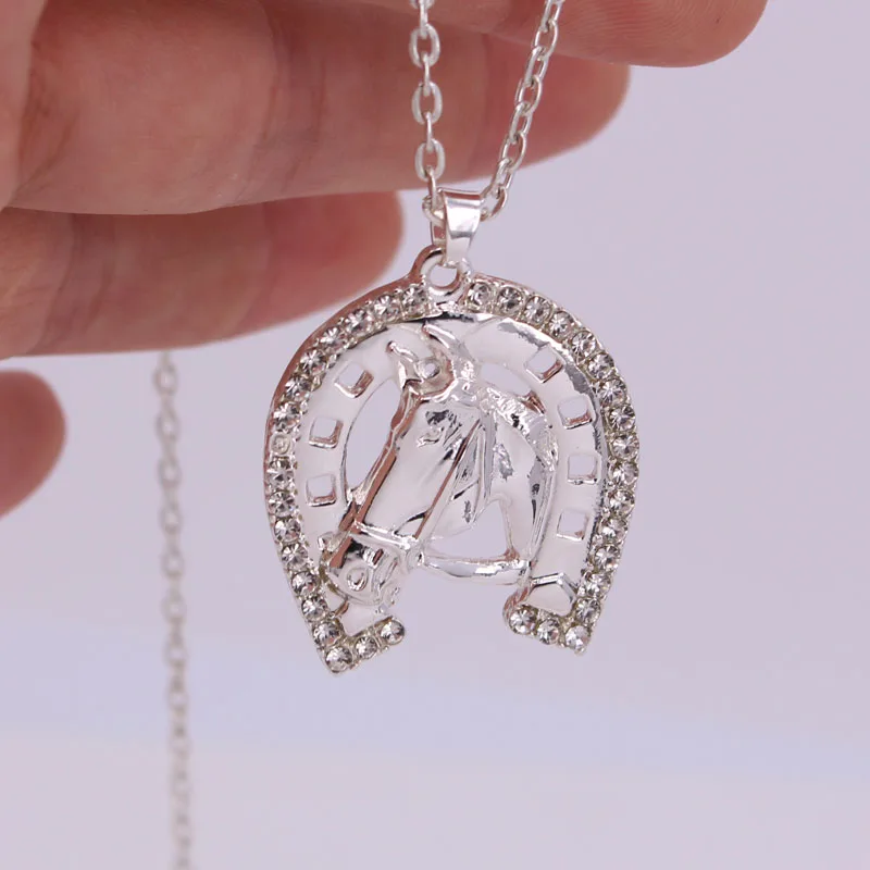 hzew hot sale Horseshoe crystal and horse head pendant necklace hot sale horse necklaces