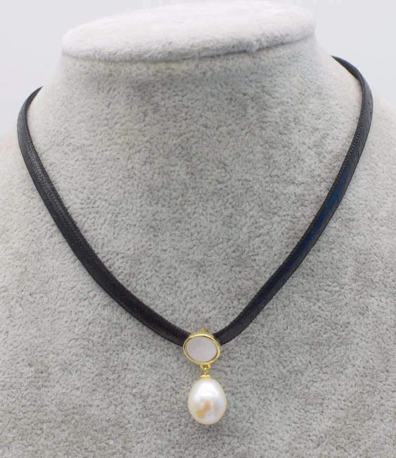 

freshwater pearl white rice and black leather chocker 14" nature FPPJ wholesale