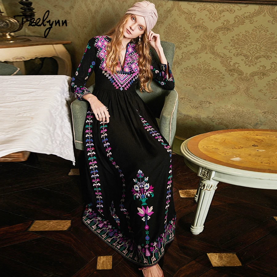 TEELYNN boho long dresses 2018 autumn Ethnic floral Embroidery rayon dresses v-neck chic dresses brand Hippie dress for women