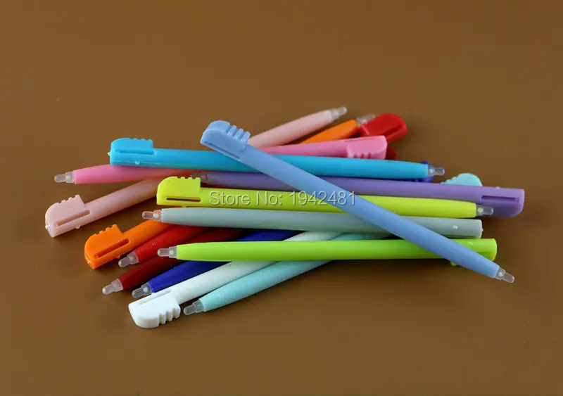10Pcs ขายส่งสี Touch Screen ปากกา Stylus สำหรับ Nintendo NDSL