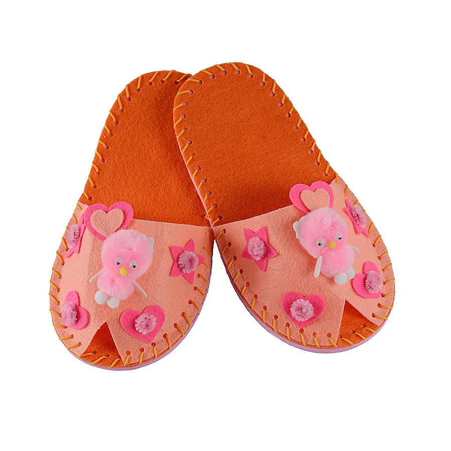 Montessori Toys Handmade DIY Creative Cartoon Slippers Sewing kit,Non-woven Fabric Shoes Art & Crafts Educational Toys For Kid