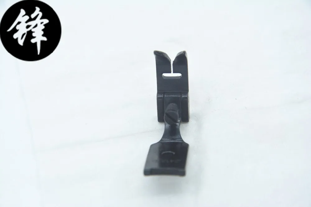 Singer 457 presser foot 241375 width : 11mm
