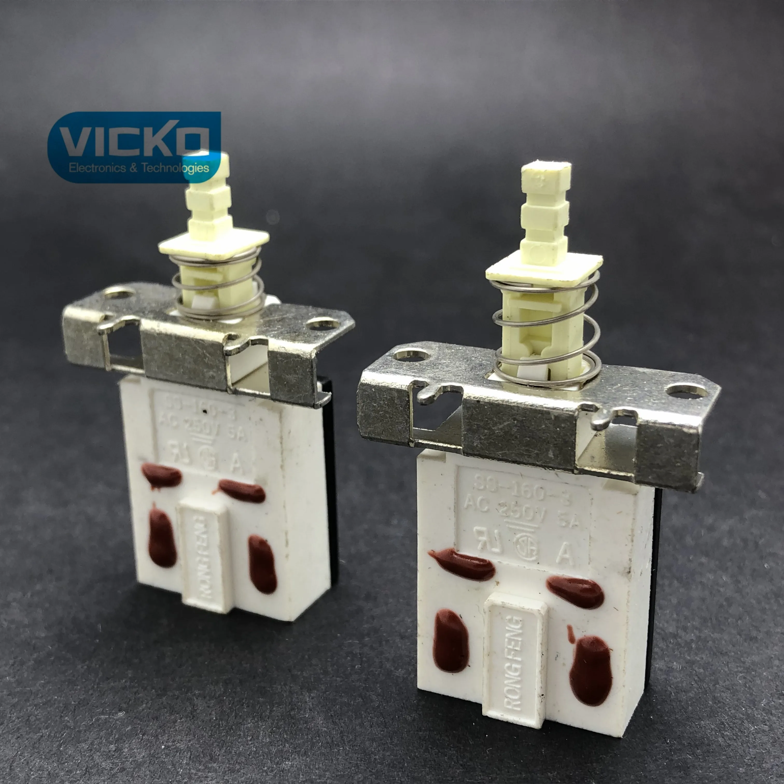 

[VK] Taiwan original power switch key switch SS-160-3 original switch 5A 4P 4 feet 4 pin