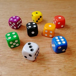 Portátil Round Corner Dice Set, 6 Sided Dices, Jogando Jogos de Mesa, Festa, Família Engraçado Beber, Cor sólida, 16mm, 10Pcs