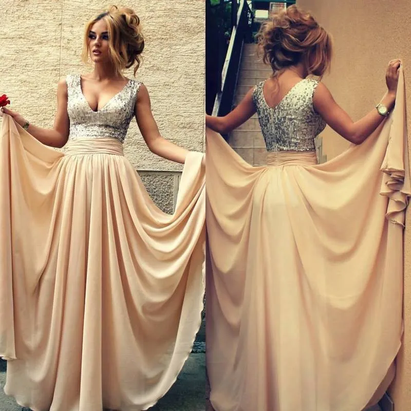 2017 hot Günstige Brautjungfer Kleider Unter 50 A-line Tiefem V-ausschnitt Champagne Chiffon Pailletten Lange Hochzeit Party Kleid plus größe 2-26w