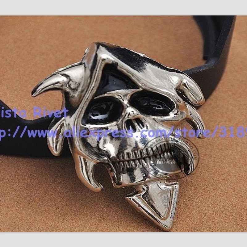 2Sets 35*53mm DIY Silver Alloy Easter Decoration Death Skull rivet Stud Punk Rock Spike Creative Retro Rivets