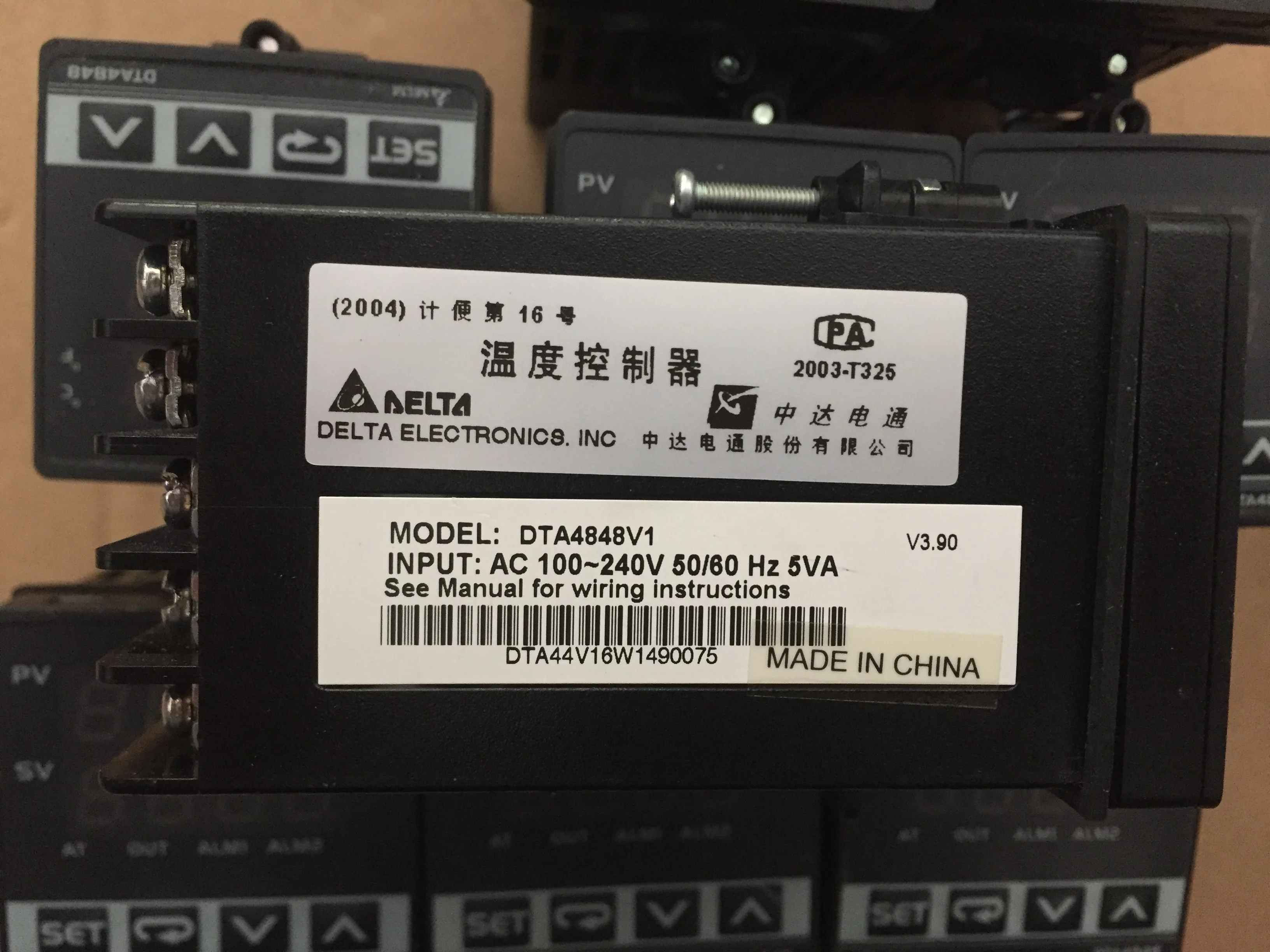 Delta temperature controller DTA4896/4848/C1/R1/V1/C0/R0/V0 DTA4896C1 DTA4896R1 DTA4896V1 DTA4896C0 DTA4896R0 DTA4896V0