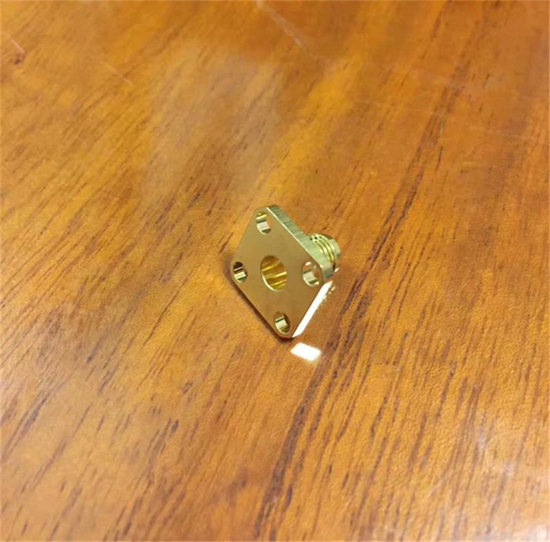 مقبس لمحول SMA905 ضياء داخلي 4.0 مللي متر قاعدة مقعد من الألياف الضوئية لمقبس مقرنة SMA905 ftth ، قاعدة قوس شحن مجاني 10 قطعة