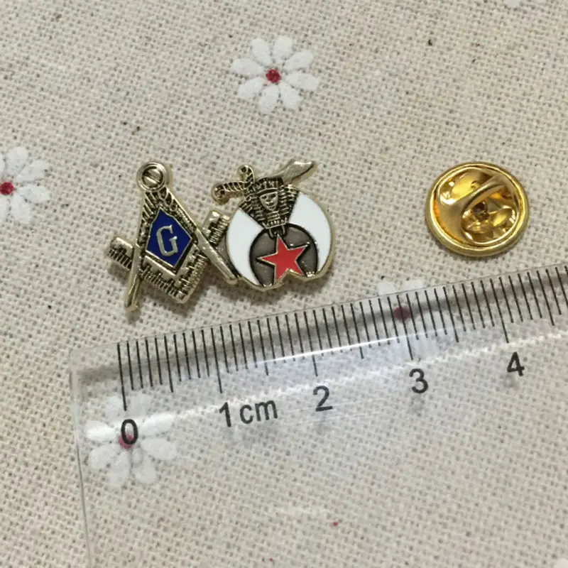 50pcs Vintage Masonic Square Compass Freemason Shriner Scimitar Crescent Moon Lapel Pins Masonry Custom Pin Badges Enamel Brooch