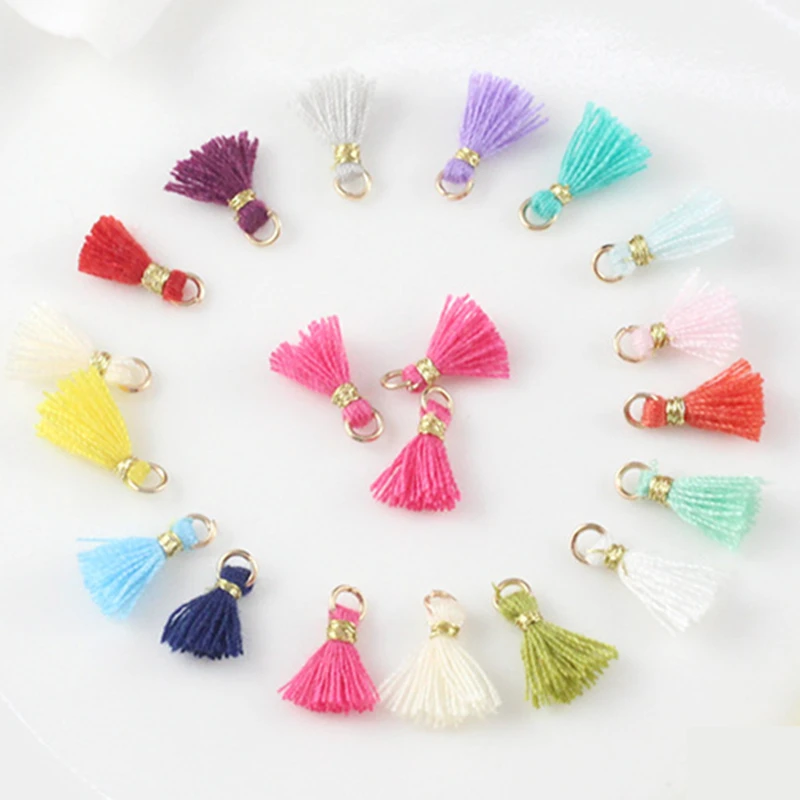 10 pz 1CM Mini filo di cotone nappa ciondolo fai da te per gioielli che fanno braccialetto fai da te chiave cellulare ciondolo trovare nappe