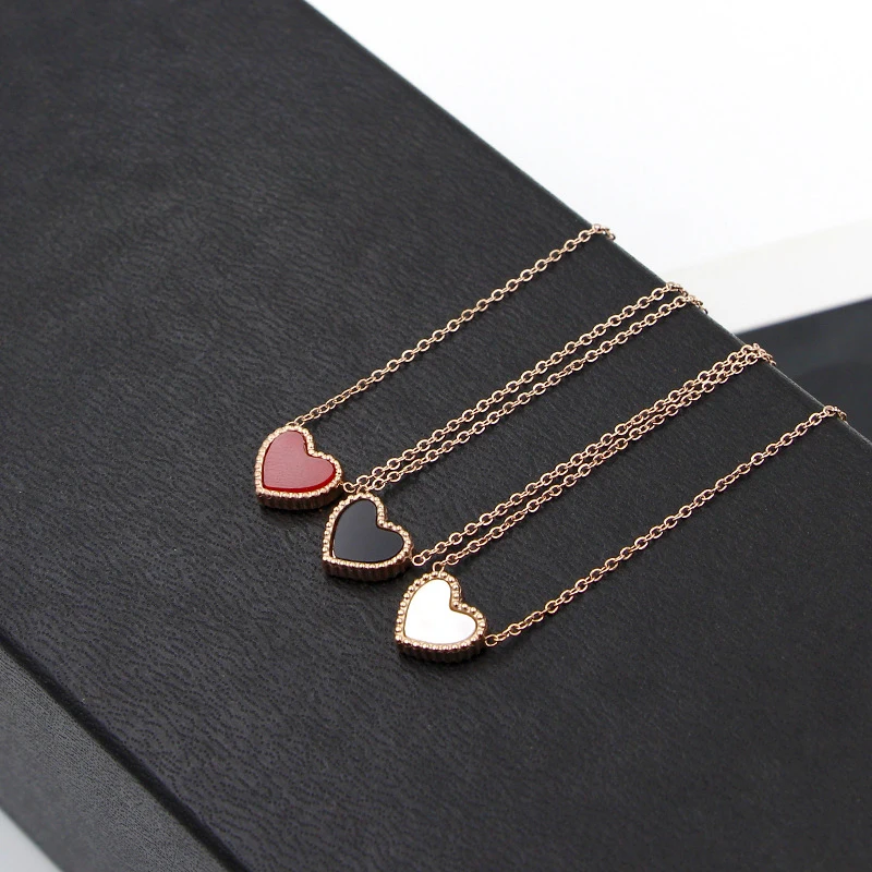 Classic Double Sided Design Exquisite Lace Heart Shell Necklace Pendant Stainless Steel Rose Gold Color Love Necklace For Women