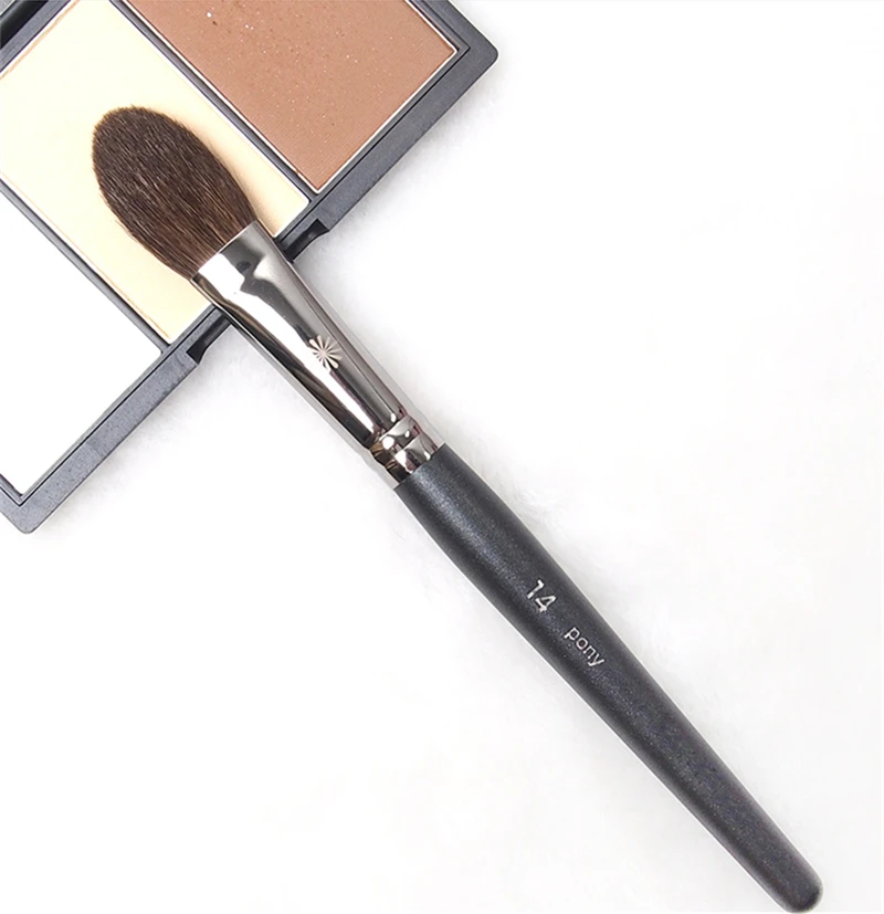 Professional Blusher Brush #14 Soft Goat Hair Flame Shape Highlighter Makeup Brush Korean Beauty