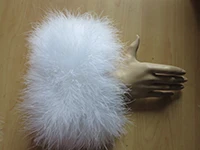 Women\'s Real Ostrich Feather Fur Cuffs Winter Warm Sleeves to Protect Wrist A pair of Black White