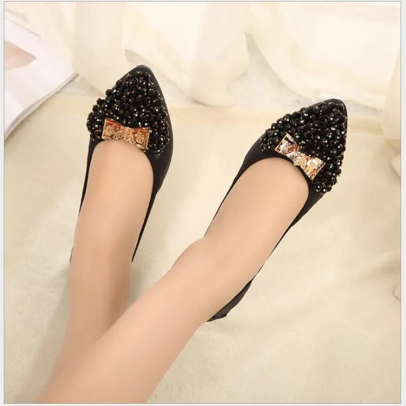 2021 New Fashion Career Ladies Flat Shoes Pointed Cone Diamond Very Soft Flat Shoes Women Plus Size 31-45
