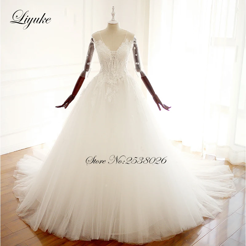 Liyuke Three Quarter Sleeves Tulle V-Neck A-Line Wedding Dress  Court Train Princess 60cm Train Bridal Dress