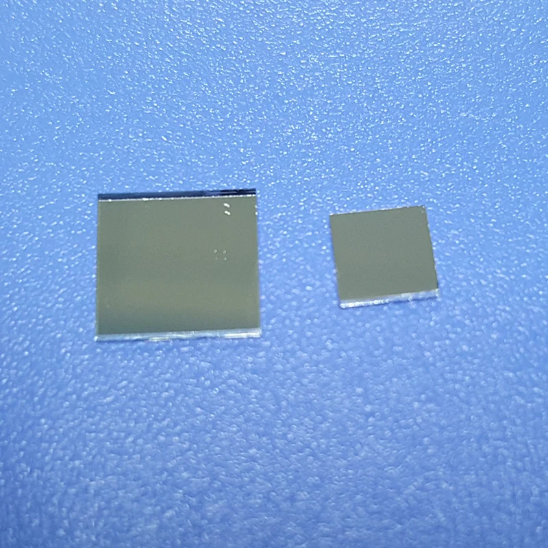 عالية الجودة الأشعة تحت الحمراء أغلفة مطلية بالأكريليك وكلوريد البولي فينيل مرشح الفرقة تمرير 940nm الليزر أساهي الزجاج مرشح ليزر أشعة تحت الحمراء مرشح الأشعة تحت الحمراء