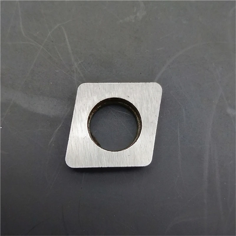 10pcs Lathe Carbide Shim MC1204 for CNMG1204 Low-cobalt alloy blade gasket iron sheet, the role of the knife shank accessories