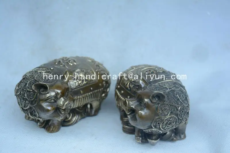 

Rare Old Qing Dynasty brass statue,Pig send money,A Pair, free shipping