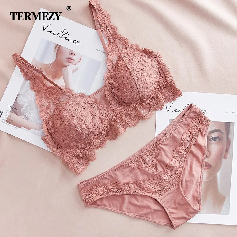 Fashion Sexy Bra set Lingerie Women\'s Lace Underwear eyelash Lace Lingerie Set Thin lined 3/4 cup Bralette V neck new arrival