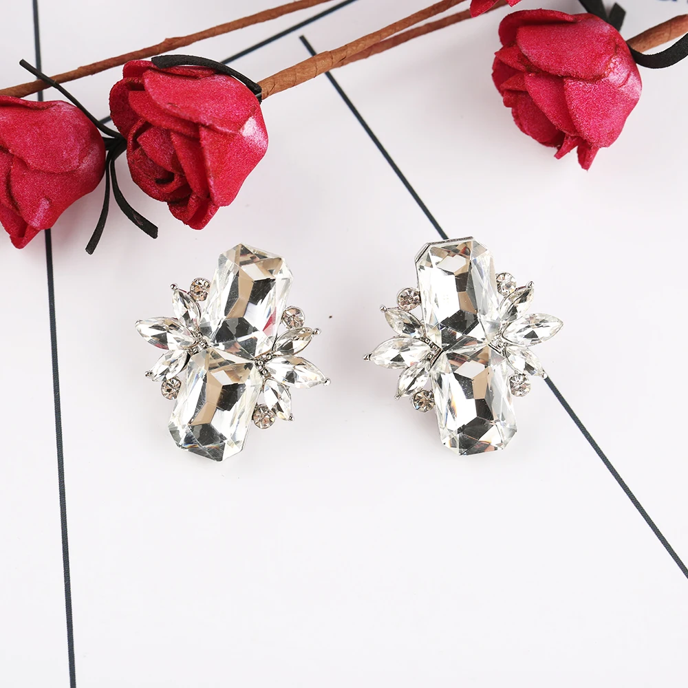 VEYO Geometric Crystal Stud Earrings For Women Elegant Jewelry Wholesale Brincos Pendientes Mujer 2018 New Hot Sale